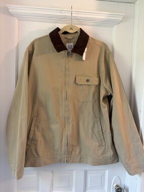 GAP Men's Khaki Barn Jacket with Dark Brown Corduroy Collar